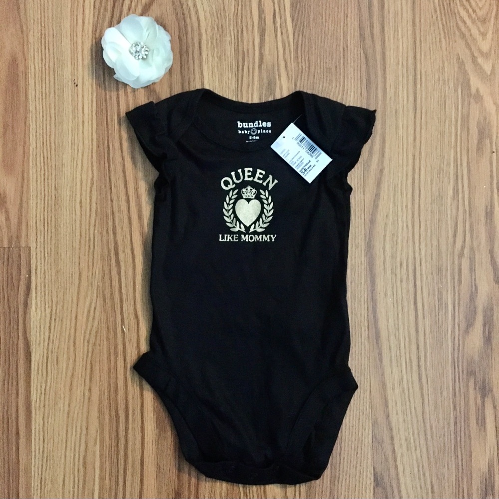 🍁 SALE- Queen like Mommy Black onesie